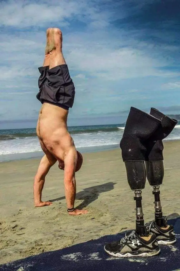 The Optimism of a Yoga Teacher Who Lost Both Legs An Inspiring Journey of Resilience and Transformation