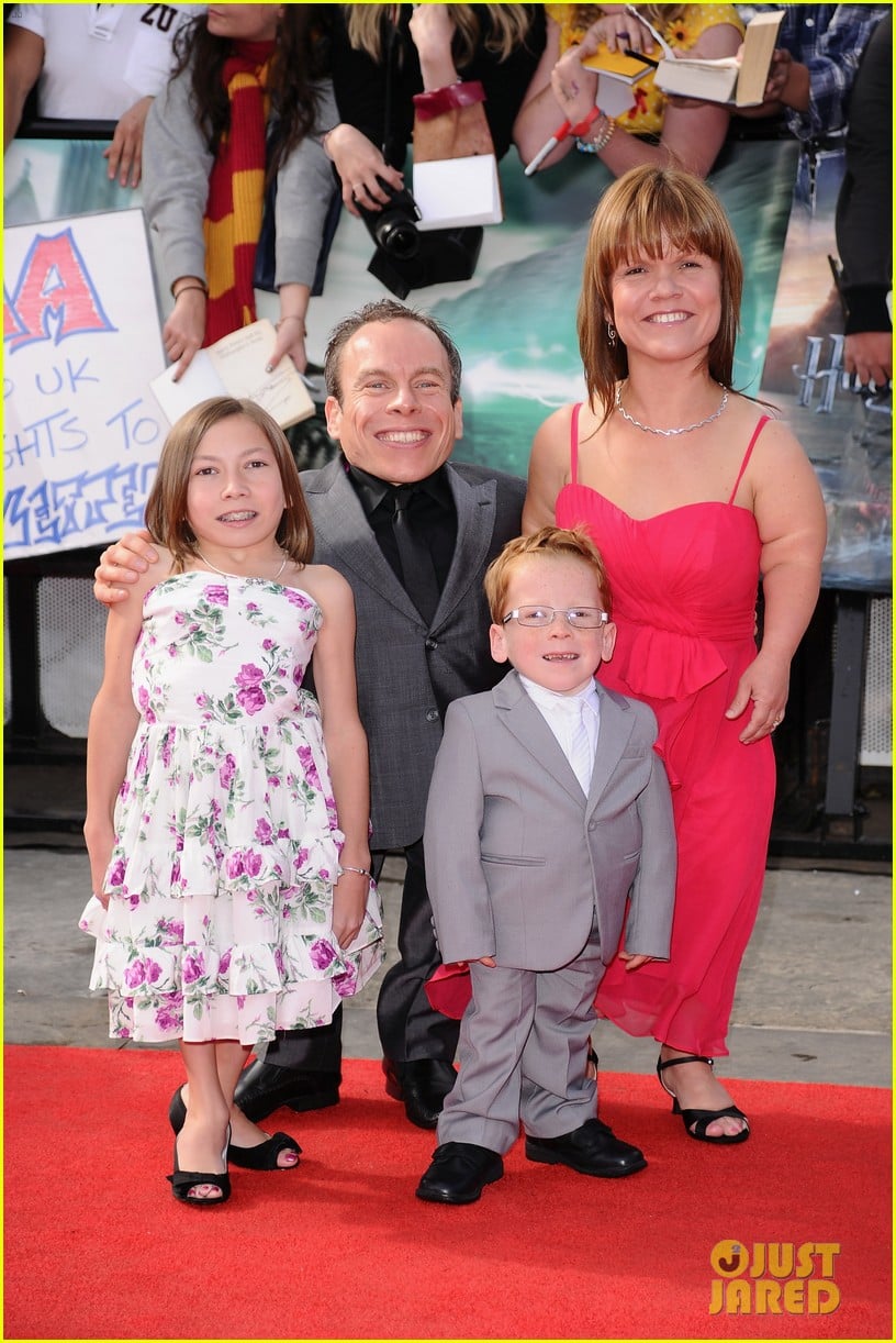 TV Star Warwick Davis Announces Tragic Loss of Beloved Wife Samantha